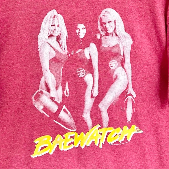 Baywatch Retro “Baewatch” Group Lifeguards Graphic Red T Shirt Adult size XL - Picture 3 of 6